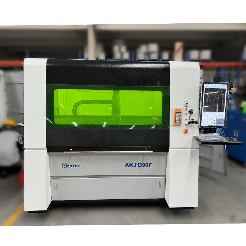Industrial Fiber Laser Cutting Machine - JINAN Attrezzature per l'industria CNC Raycus