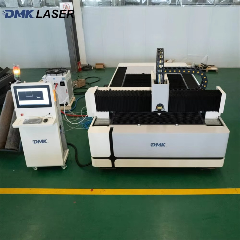 Tagliatrice per Lamiera a Tavo - Industrial Laser Metal Cutter recensione e prezzo