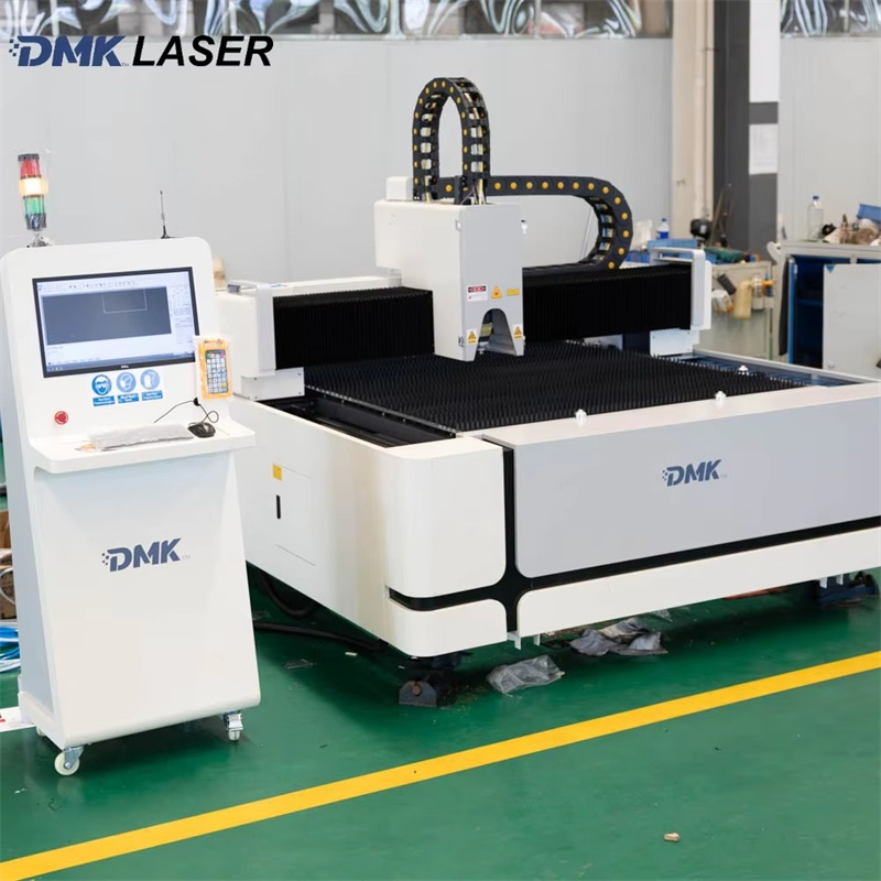 Tagliatrice per Lamiera a Tavo - Industrial Laser Metal Cutter recensione e prezzo