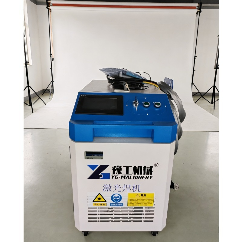 Macchina Portatile per Pulizia - Industrial Laser Metal Cutter recensione e prezzo